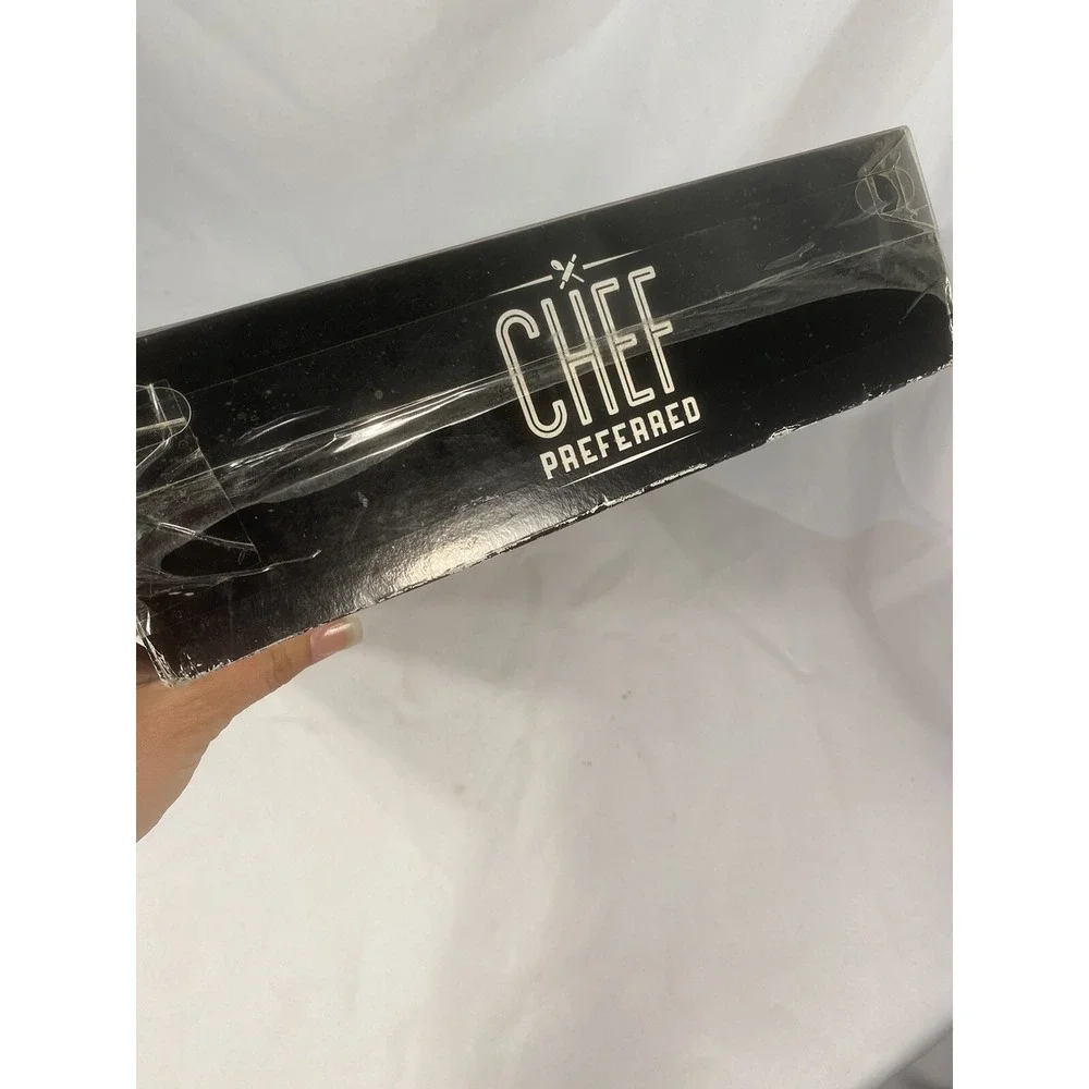 chef prefeared stadium silicone cake pan set with frosting tube & 8 plastic tips